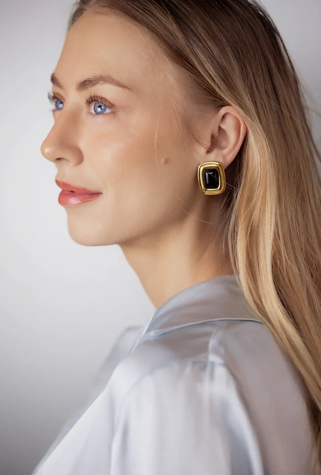 HiiL Studio Jewelry Vintage Rectangle Earrings Black Stone øredobber 2
