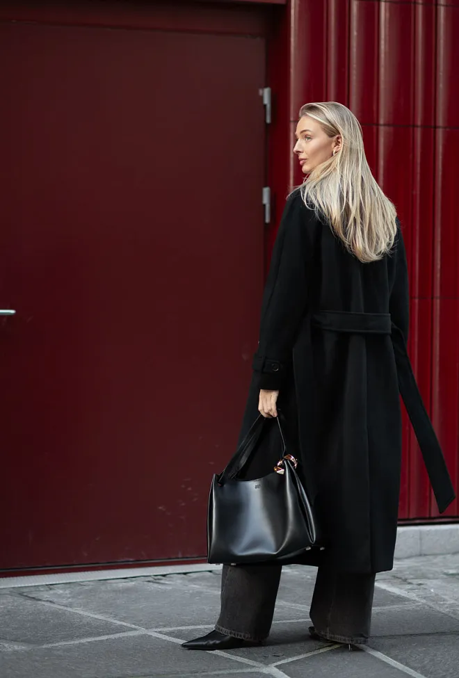 The product Double Breasted Coat Black ullkåpe 8