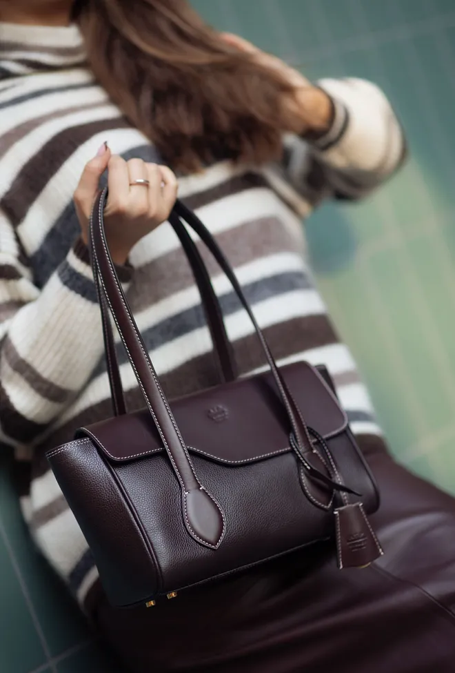 ATP atelier Eira Calf/Vacchetta Walnut/Contrast Stitch veske