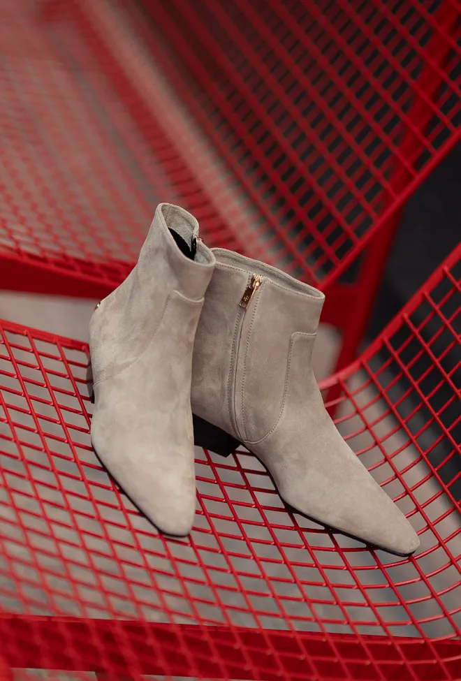 Anine bing Freya Flat Boots Sand Suede støvletter 2