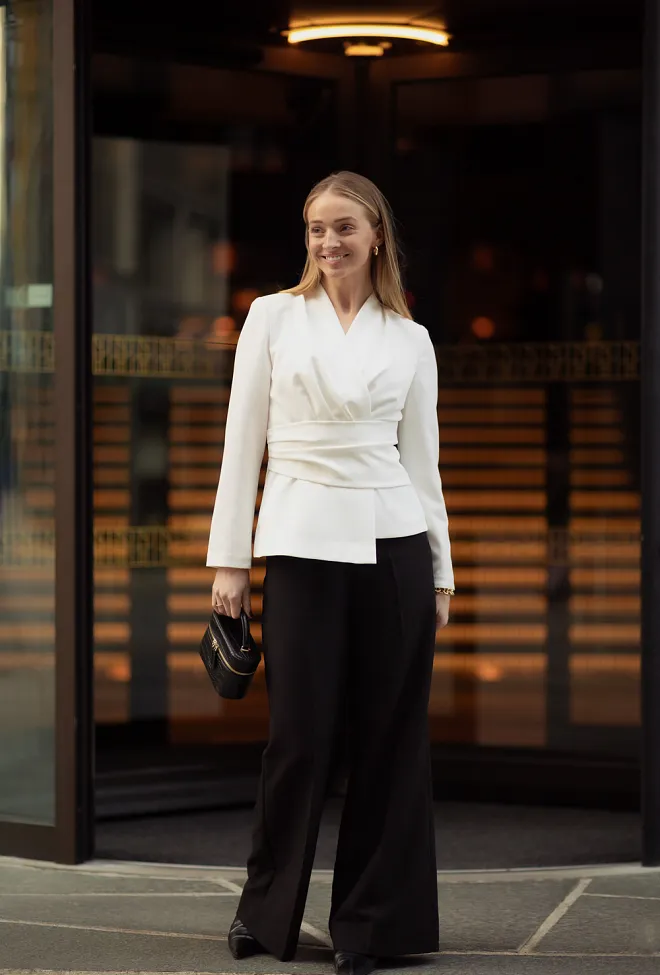 hiil studio Charlotte top white bluse hvit 