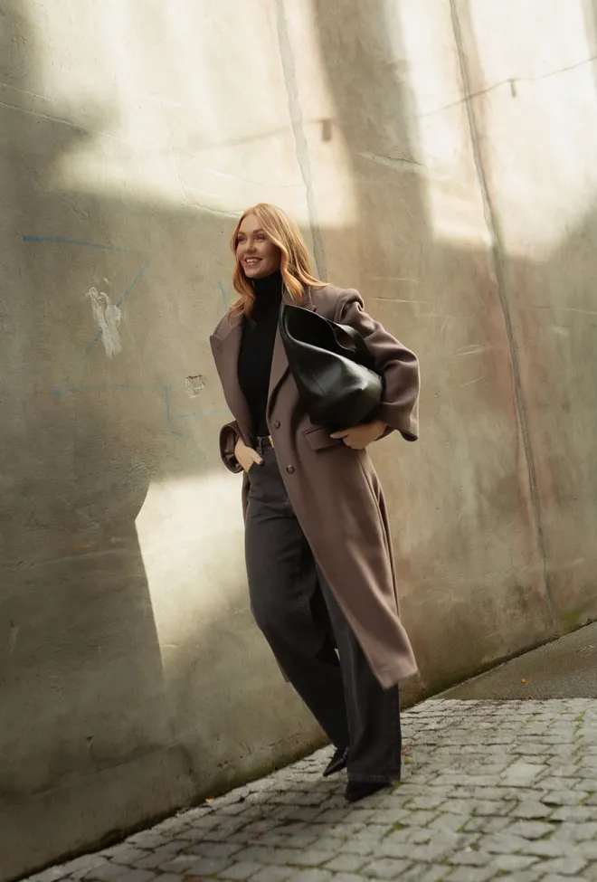 Remain Long Coat Iron ullkåpe 4