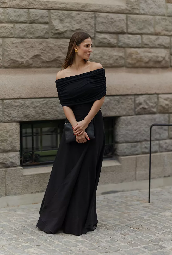 Viveh Dosinia Top Black topp 10