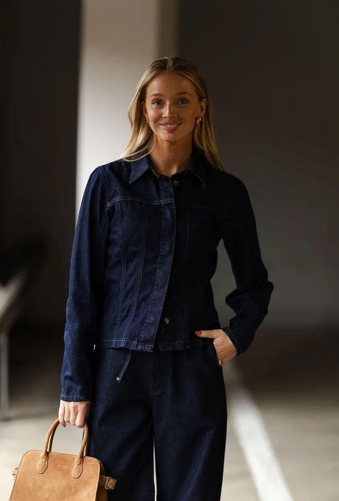 My essential wardrobe Filuca MW 143 Short Shirt Dark Blue Un-Wash denimskjorte 3