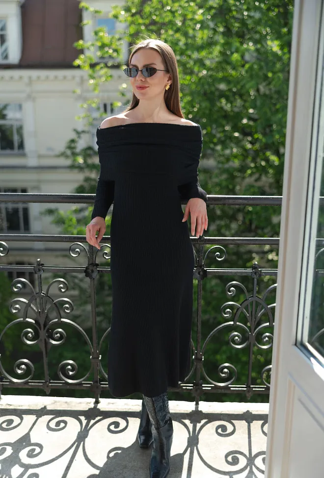 Christian Aks Tamara Merino Dress Black strikket kjole 2