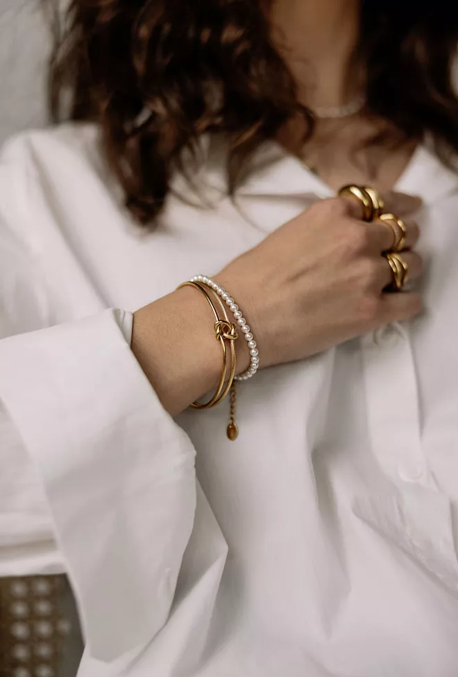 HiiL Studio Jewelry Simple Twist Bangle Gold armbånd 6