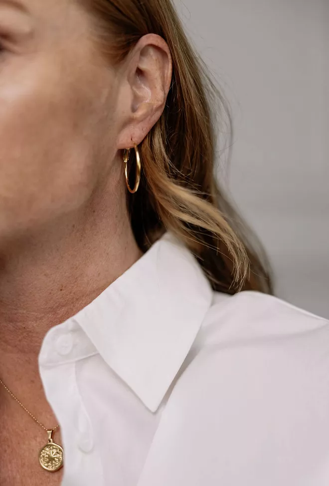 HiiL Studio Jewelry Thin Hoops Medium Gold øredobber