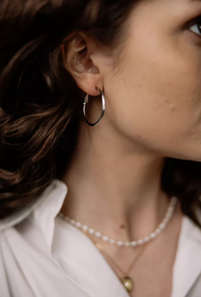 HiiL Studio Jewelry Thin Hoops Medium Silver øredobber 3