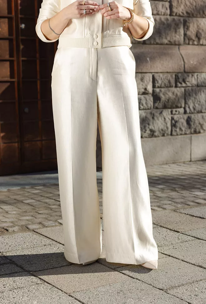 Carma Collection Tanya Pant Creme dressbukse 3