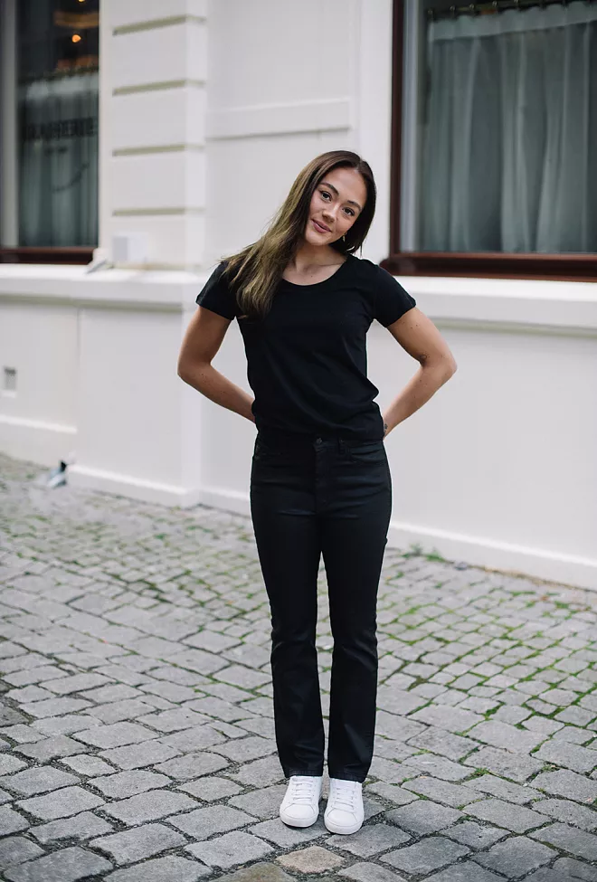 The product wmn bamboo o-neck t-shirt black t-skjorte 1