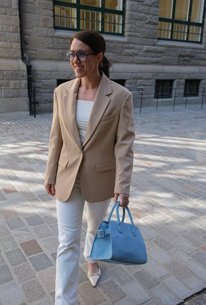 hiil studio x jim rickey tote small suede blue veske 4