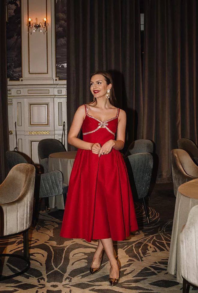 Textured Diamante Midi Dress Red 2