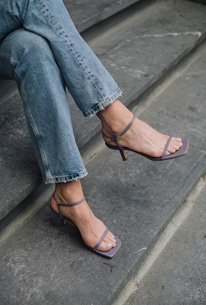 Anine Bing Invisible Sandals Purple pumps 