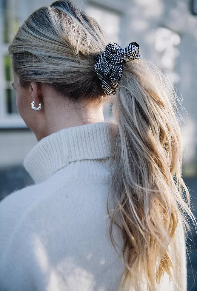 Day ET Party Scrunchie Silver hårstrikk