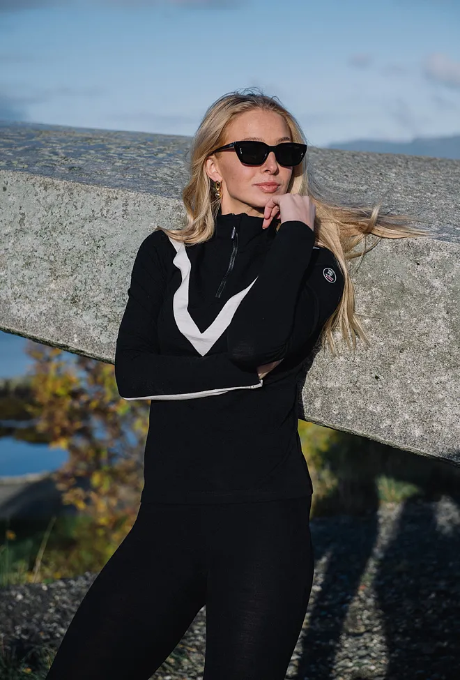 We norwegians Voss Chevron Zipup Black genser 2
