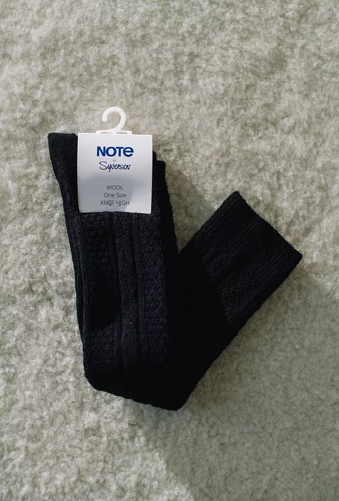 Note By Syversen Wool Cable Knee-High Socks Black