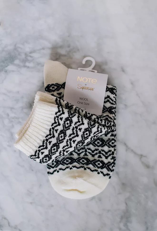 Note By Syversen Wool Pattern Socks Offwhite/Black 2