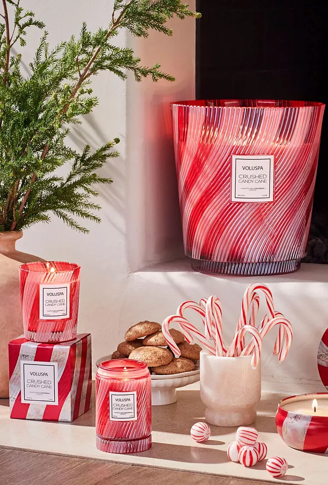Voluspa Large Glass Jar W. Glass Lid Crushed Candy Cane 100t 2
