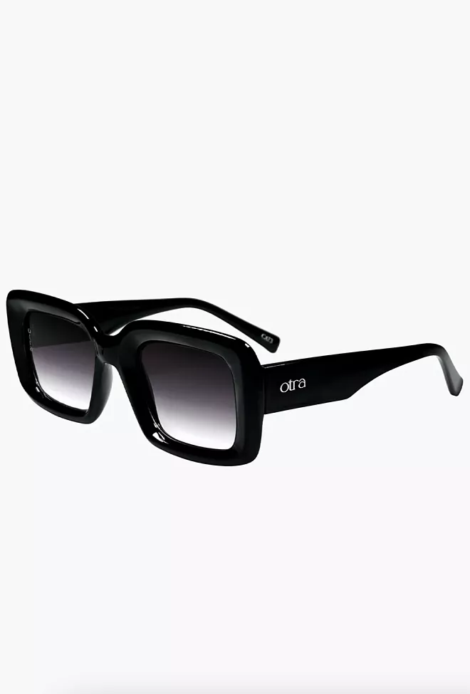 Otra Eyewear Chelsea Black/Smoke Fade solbriller 10