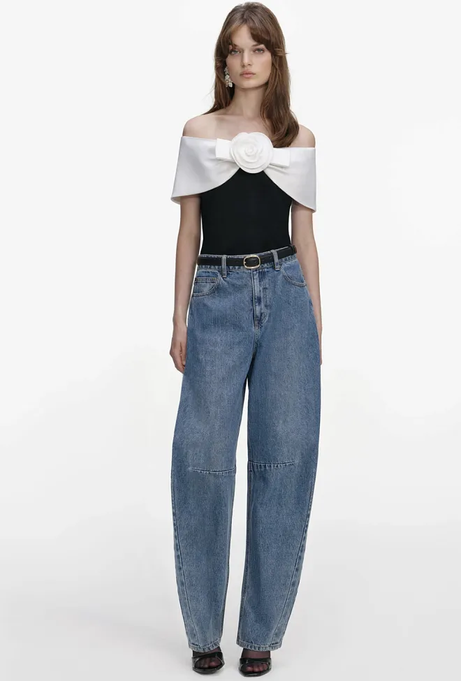Self-portrait Crepe Flower Top Black topp