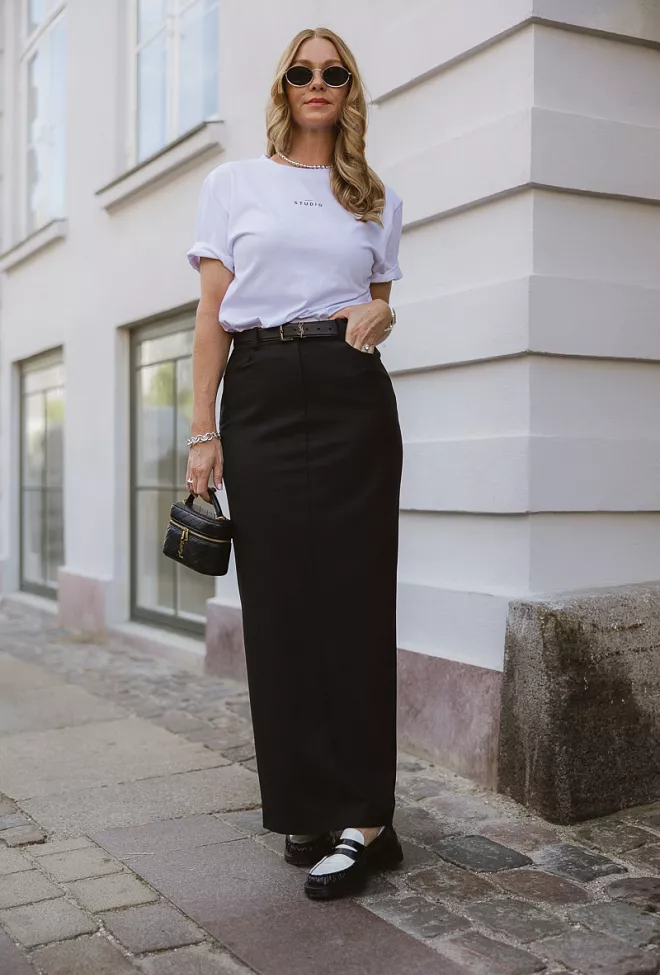 hiil studio harmony wool skirt black 2