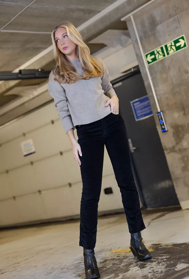lois Malena shiny micro black bukse kordfløyel 1
