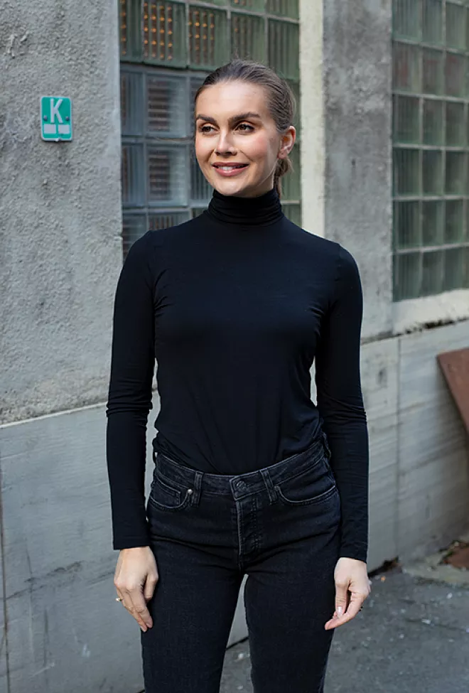 Oroblu Perfect Line Turtleneck Longsleeve Black pologenser 7